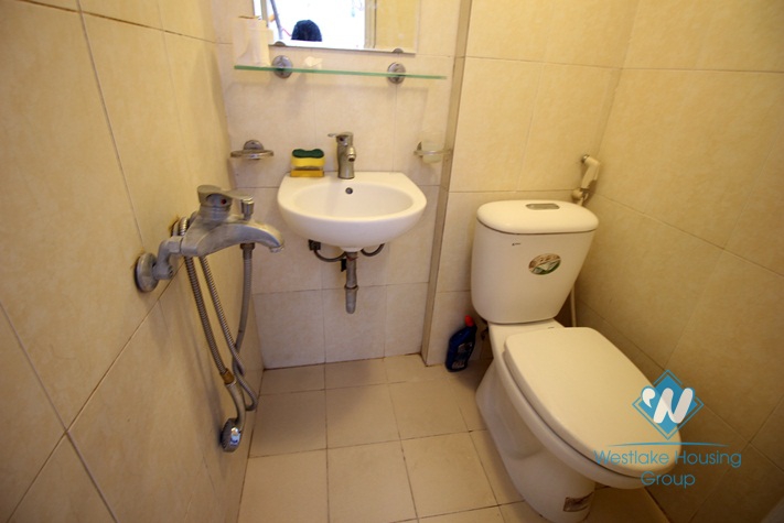 Cheap and neat apartment for rent in Ba Dinh, Hanoi